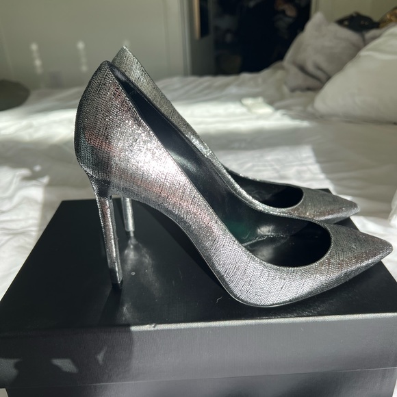 Saint Laurent Anja 105mm Metallic Heels - Picture 10 of 14